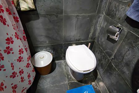 Casa à venda com 450m², 3 quartos e 3 vagasBanheiro de Serviço