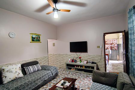 Casa à venda com 450m², 3 quartos e 3 vagasSala