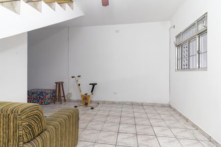 Casa para alugar com 55m², 2 quartos e 1 vagaSala