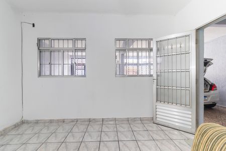 Casa para alugar com 55m², 2 quartos e 1 vagaSala