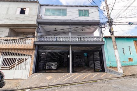 Casa para alugar com 55m², 2 quartos e 1 vagaFachada