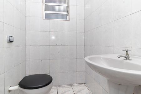 Casa para alugar com 55m², 2 quartos e 1 vagaBanheiro Social