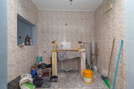 Casa para alugar com 55m², 2 quartos e 1 vagaÁrea de Serviço