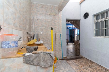 Casa para alugar com 55m², 2 quartos e 1 vagaÁrea de Serviço