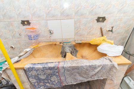 Casa para alugar com 55m², 2 quartos e 1 vagaÁrea de Serviço