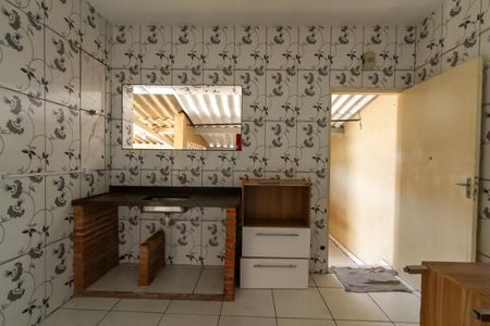 Casa à venda com 100m², 2 quartos e 1 vaga Casa à venda com 100m², 2 quartos e 1 vagaCozinha