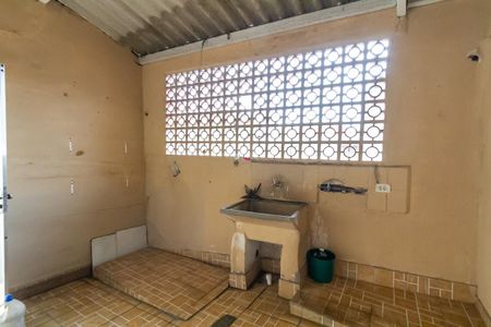 Casa à venda com 100m², 2 quartos e 1 vaga Casa à venda com 100m², 2 quartos e 1 vagaÁrea de Serviço