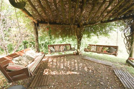 Casa de condomínio à venda com 771m², 3 quartos e 15 vagasQuintal