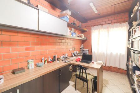 Casa de condomínio à venda com 771m², 3 quartos e 15 vagasEscritório