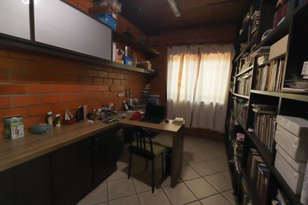 Casa de condomínio à venda com 771m², 3 quartos e 15 vagasEscritório