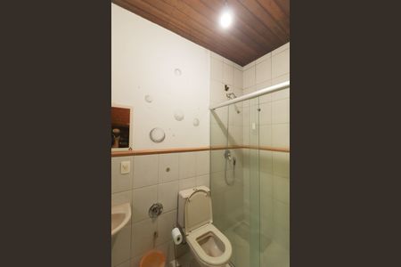 Casa de condomínio à venda com 771m², 3 quartos e 15 vagasBanheiro  de Serviço 2