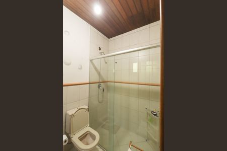 Casa de condomínio à venda com 771m², 3 quartos e 15 vagasBanheiro  de Serviço 2