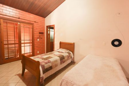 Casa de condomínio à venda com 771m², 3 quartos e 15 vagasQuarto  da Área de Serviço