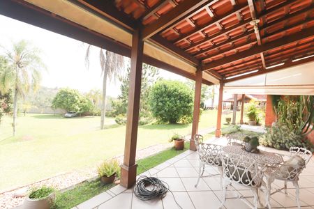 Casa de condomínio à venda com 771m², 3 quartos e 15 vagasQuintal