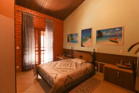 Casa de condomínio à venda com 771m², 3 quartos e 15 vagasQuarto 1