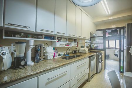 Apartamento à venda com 146m², 3 quartos e 2 vagasCozinha