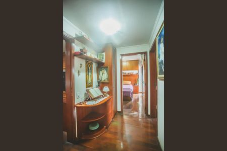 Apartamento à venda com 146m², 3 quartos e 2 vagasCorredor - Quartos