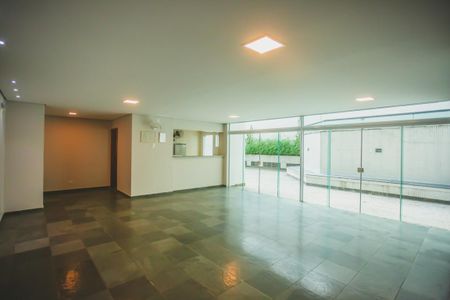 Apartamento à venda com 146m², 3 quartos e 2 vagasÁrea comum - Salão de festas
