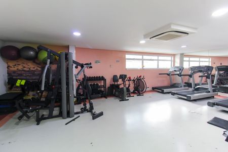 Apartamento à venda com 97m², 3 quartos e 2 vagasÁrea comum - Academia