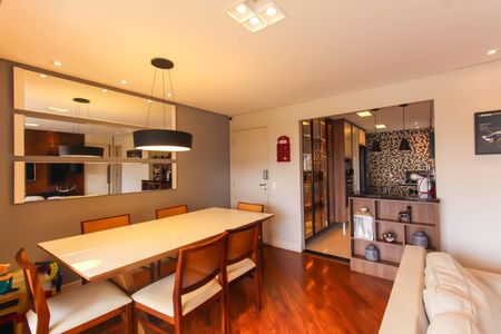 Apartamento à venda com 97m², 3 quartos e 2 vagasSala