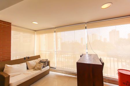 Apartamento à venda com 97m², 3 quartos e 2 vagasVaranda