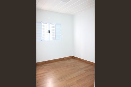 Casa para alugar com 75m², 2 quartos e 2 vagasQuarto 1