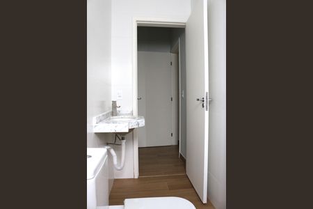 Casa para alugar com 75m², 2 quartos e 2 vagasBanheiro do Quarto 2