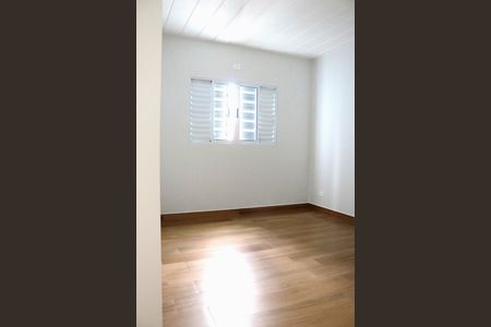 Casa para alugar com 75m², 2 quartos e 2 vagasQuarto 2