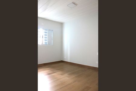 Casa para alugar com 75m², 2 quartos e 2 vagasQuarto 2