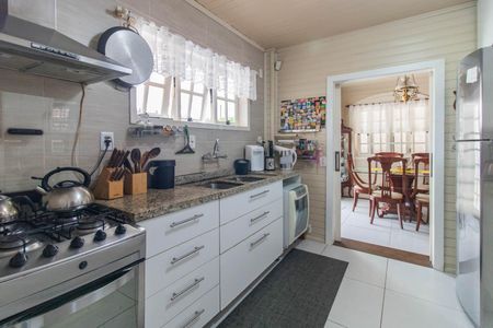 Casa à venda com 250m², 3 quartos e 4 vagasCozinha