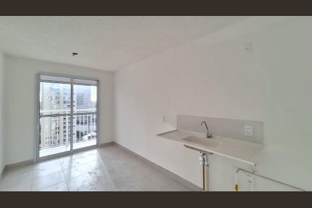 Apartamento à venda com 27m², 1 quarto e sem vaga Apartamento à venda com 27m², 1 quarto e sem vagaSala/Cozinha