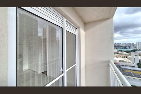 Apartamento à venda com 27m², 1 quarto e sem vaga Apartamento à venda com 27m², 1 quarto e sem vagaVaranda