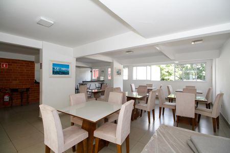 Apartamento à venda com 64m², 2 quartos e 1 vaga Apartamento à venda com 64m², 2 quartos e 1 vagaÁrea Comum - Salão de Festas