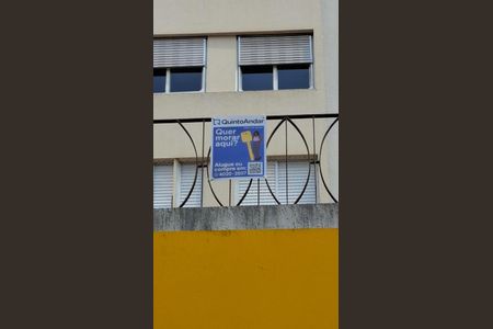 Apartamento à venda com 64m², 2 quartos e 1 vaga Apartamento à venda com 64m², 2 quartos e 1 vagaPlaquinha com QRCODE (Instalada na varanda 1º andar)