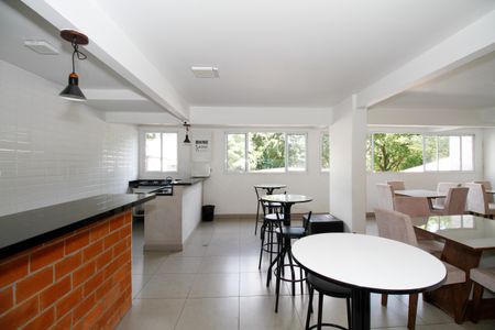 Apartamento à venda com 64m², 2 quartos e 1 vaga Apartamento à venda com 64m², 2 quartos e 1 vagaÁrea Comum - Salão de Festas