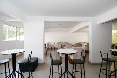 Apartamento à venda com 64m², 2 quartos e 1 vaga Apartamento à venda com 64m², 2 quartos e 1 vagaÁrea Comum - Salão de Festas