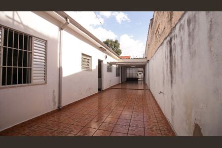 Casa à venda com 250m², 3 quartos e 4 vagasQuintal