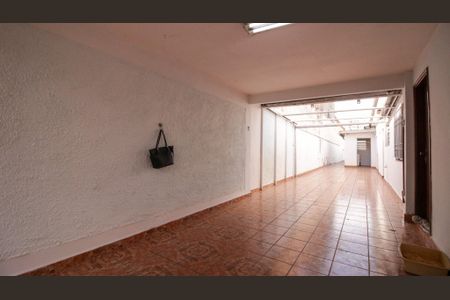 Casa à venda com 250m², 3 quartos e 4 vagasQuintal