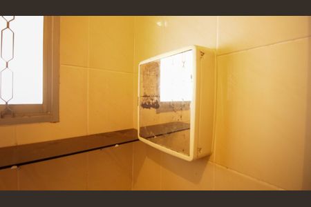 Casa à venda com 250m², 3 quartos e 4 vagasCasa 2 - Banheiro