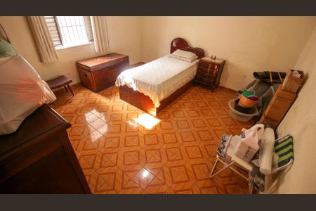 Casa à venda com 250m², 3 quartos e 4 vagasCasa 1 - Quarto 2