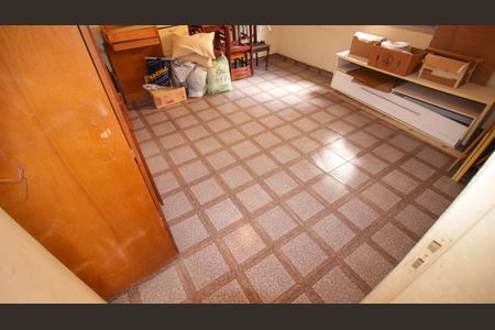 Casa à venda com 250m², 3 quartos e 4 vagasCasa 2 - Quarto 