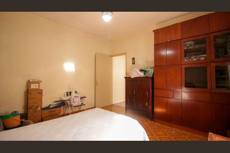 Casa à venda com 250m², 3 quartos e 4 vagasCasa 1 - Quarto 2