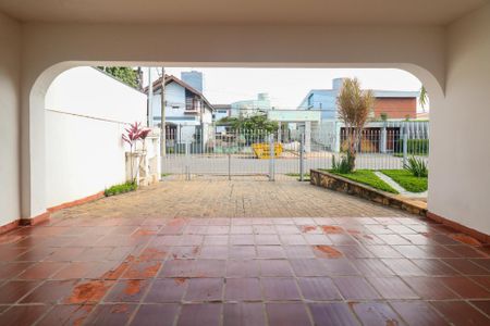 Casa à venda com 259m², 4 quartos e 4 vagasGaragem