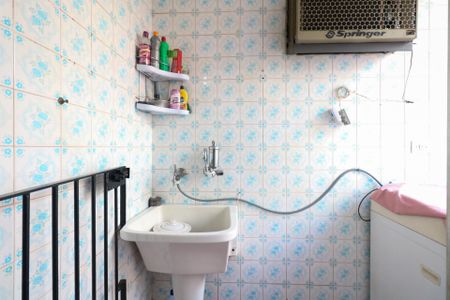 Casa à venda com 259m², 4 quartos e 4 vagasÁrea de Serviço