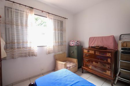 Casa à venda com 259m², 4 quartos e 4 vagasQuarto 2