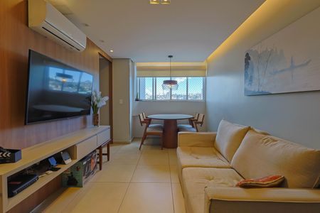 Apartamento à venda com 68m², 3 quartos e 2 vagas Apartamento à venda com 68m², 3 quartos e 2 vagasSala