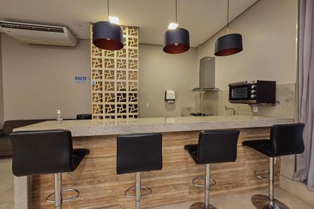 Apartamento à venda com 68m², 3 quartos e 2 vagas Apartamento à venda com 68m², 3 quartos e 2 vagasÁrea comum - Salão de festas