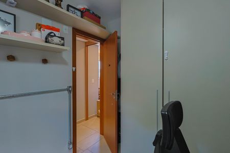 Apartamento à venda com 68m², 3 quartos e 2 vagas Apartamento à venda com 68m², 3 quartos e 2 vagasQuarto 2