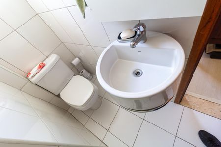 Casa à venda com 194m², 4 quartos e 2 vagas Casa à venda com 194m², 4 quartos e 2 vagasBanheiro da Suíte 3