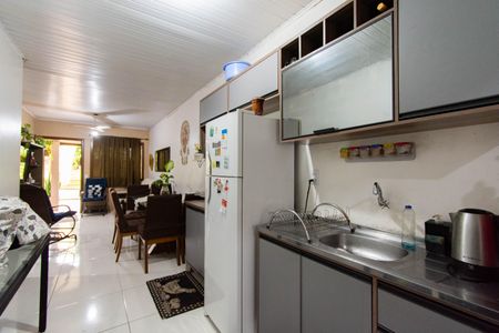 Casa à venda com 199m², 2 quartos e 1 vaga Casa à venda com 199m², 2 quartos e 1 vagaSala/Cozinha